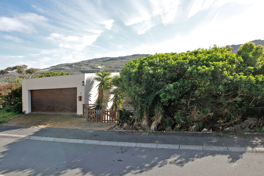 3 Bedroom Property for Sale in Glencairn Western Cape